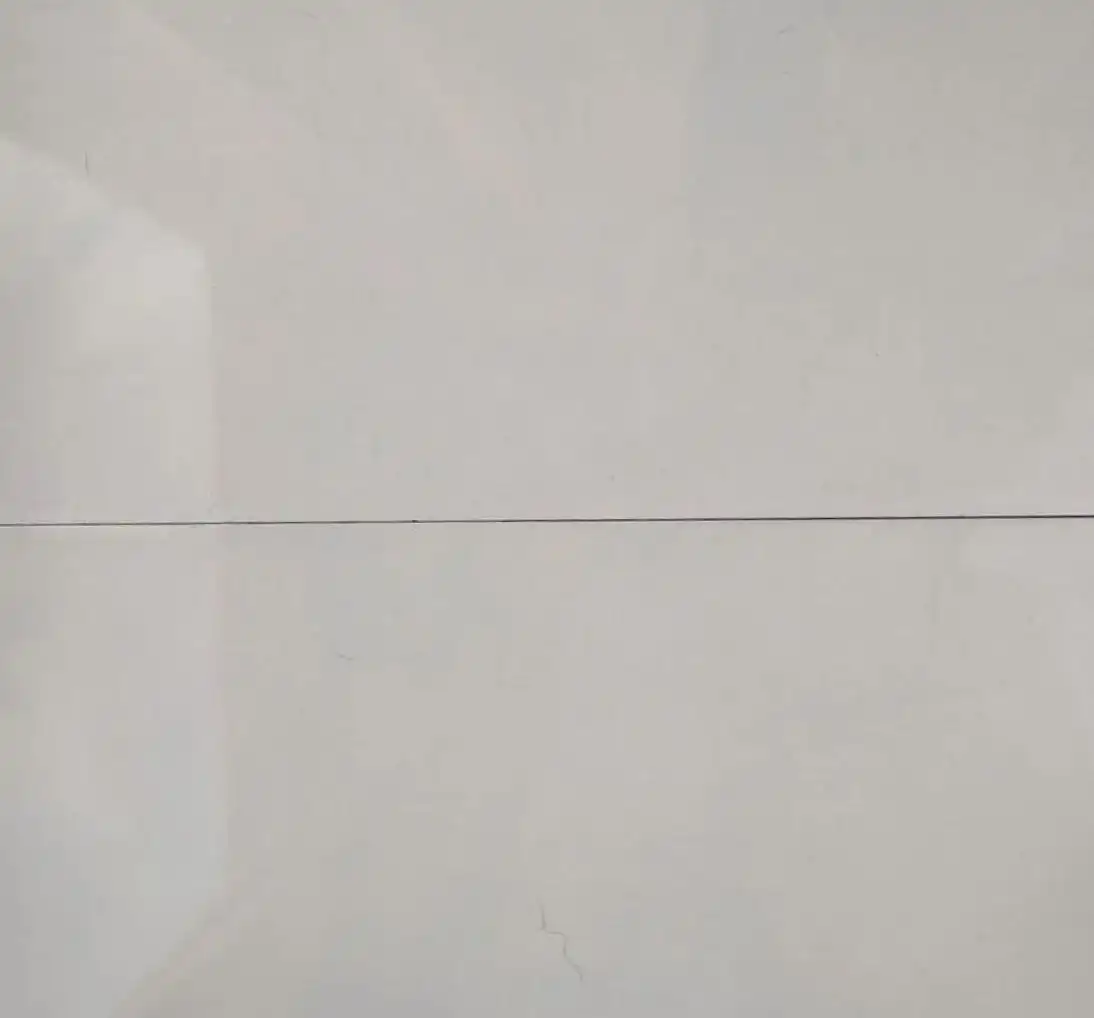 Продам ламинат Praktik белый глянцевый