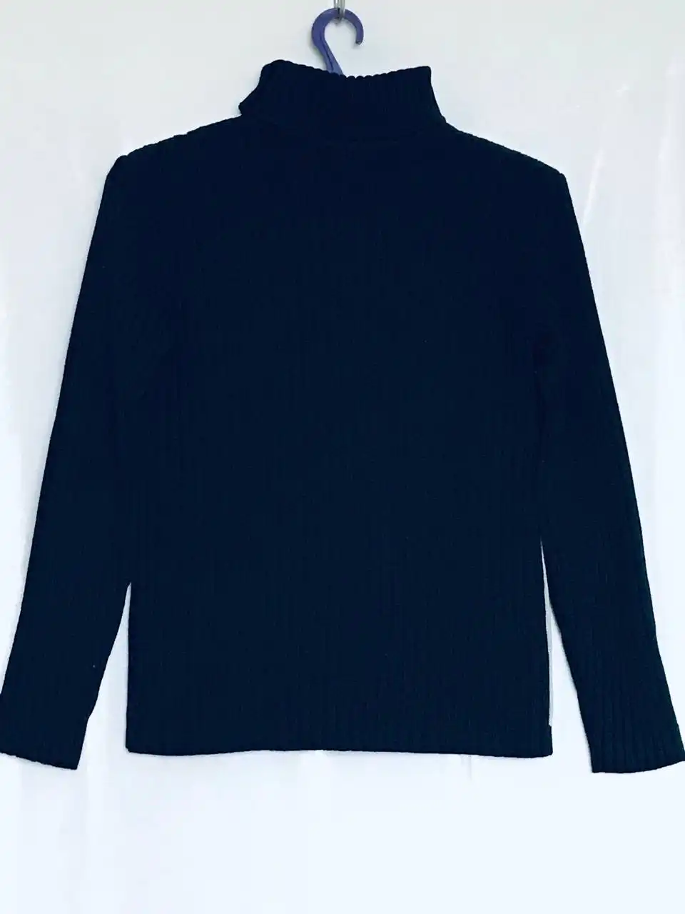 Трикотажная кофта темно-синего цвета размер 46-48