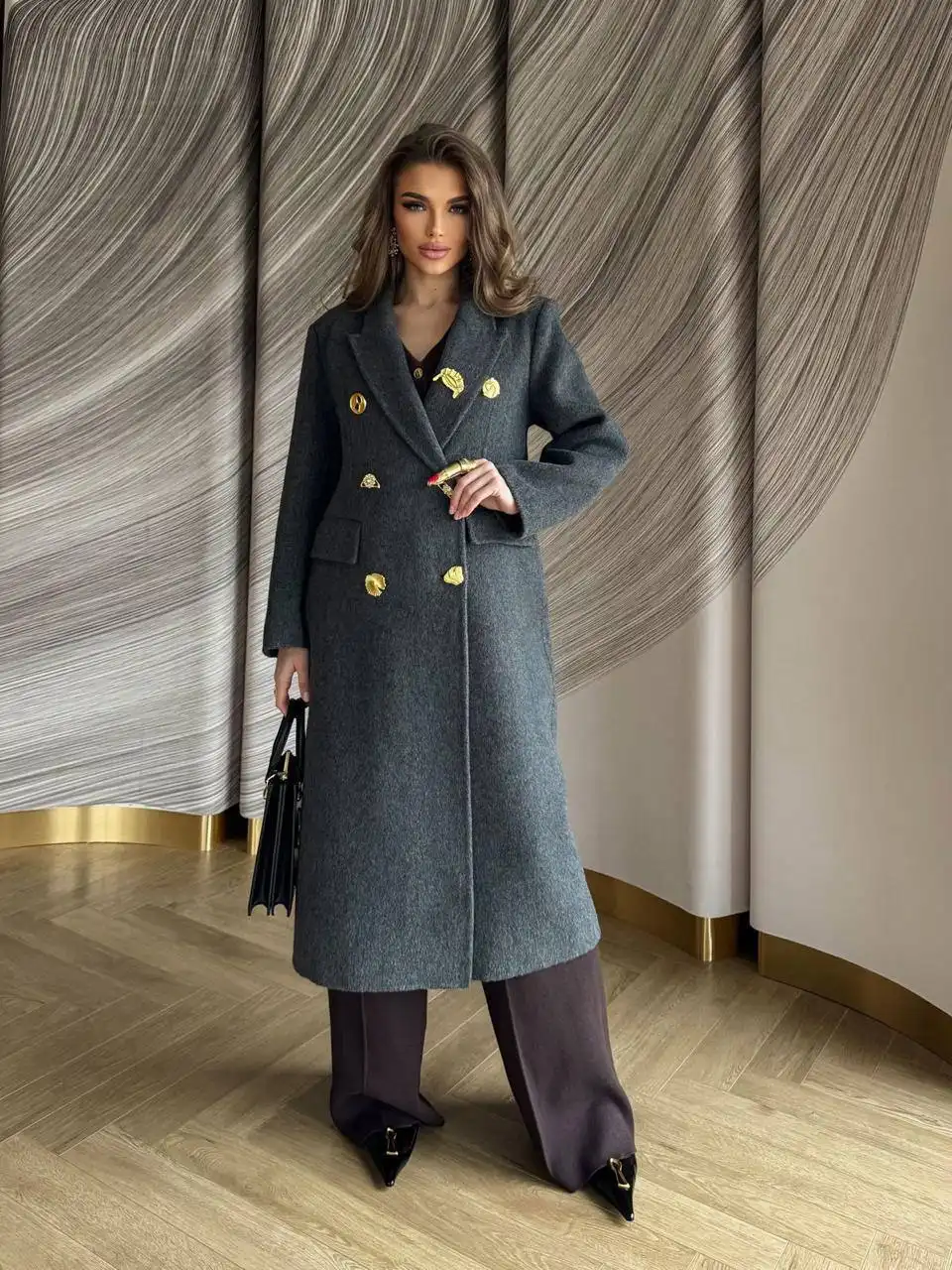 Flame Fashion: Трендовые женские вещи