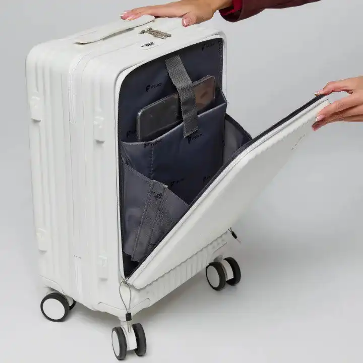 Продажа премиальных чемоданов отказников