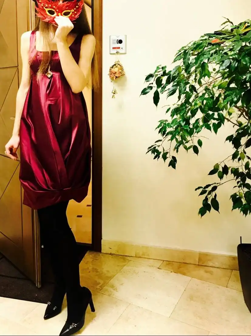 Платья для встречи Нового 2026 года