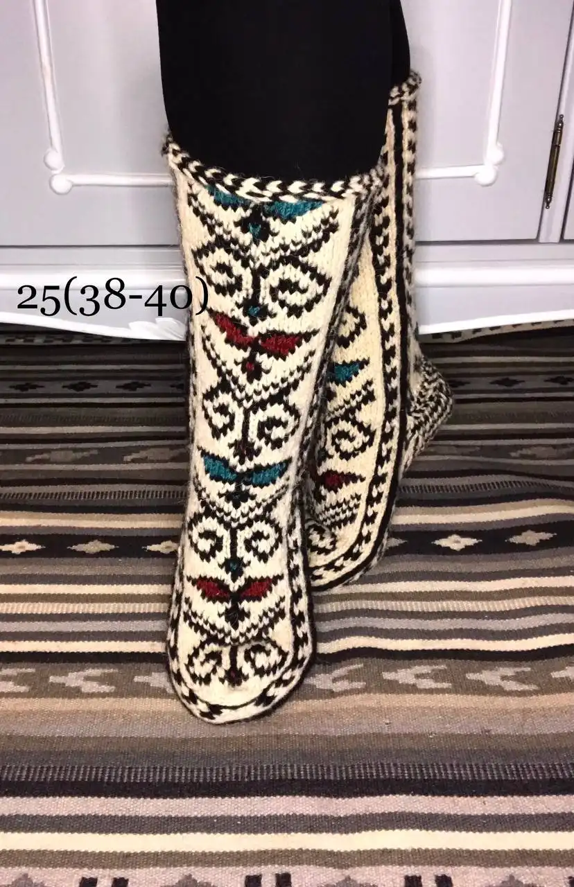 Теплые вязаные джурабки из Дагестана