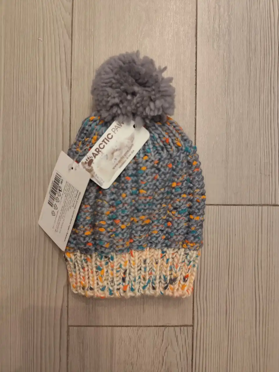 Акриловая шапка для детей 2-4 года