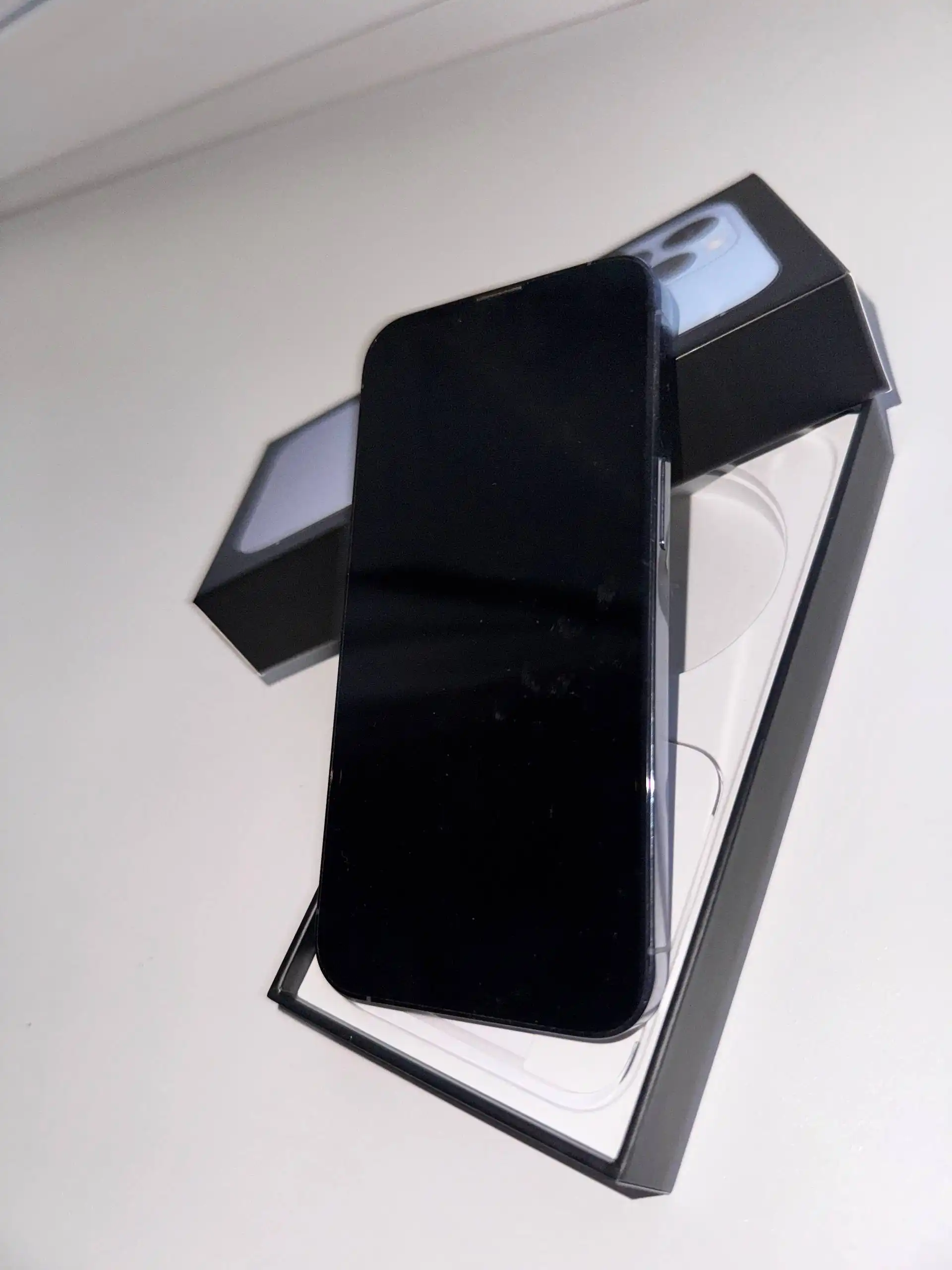 Продажа iPhone 13 Pro 512GB eSim+Sim - Смартфоны (Электроника) в Москва