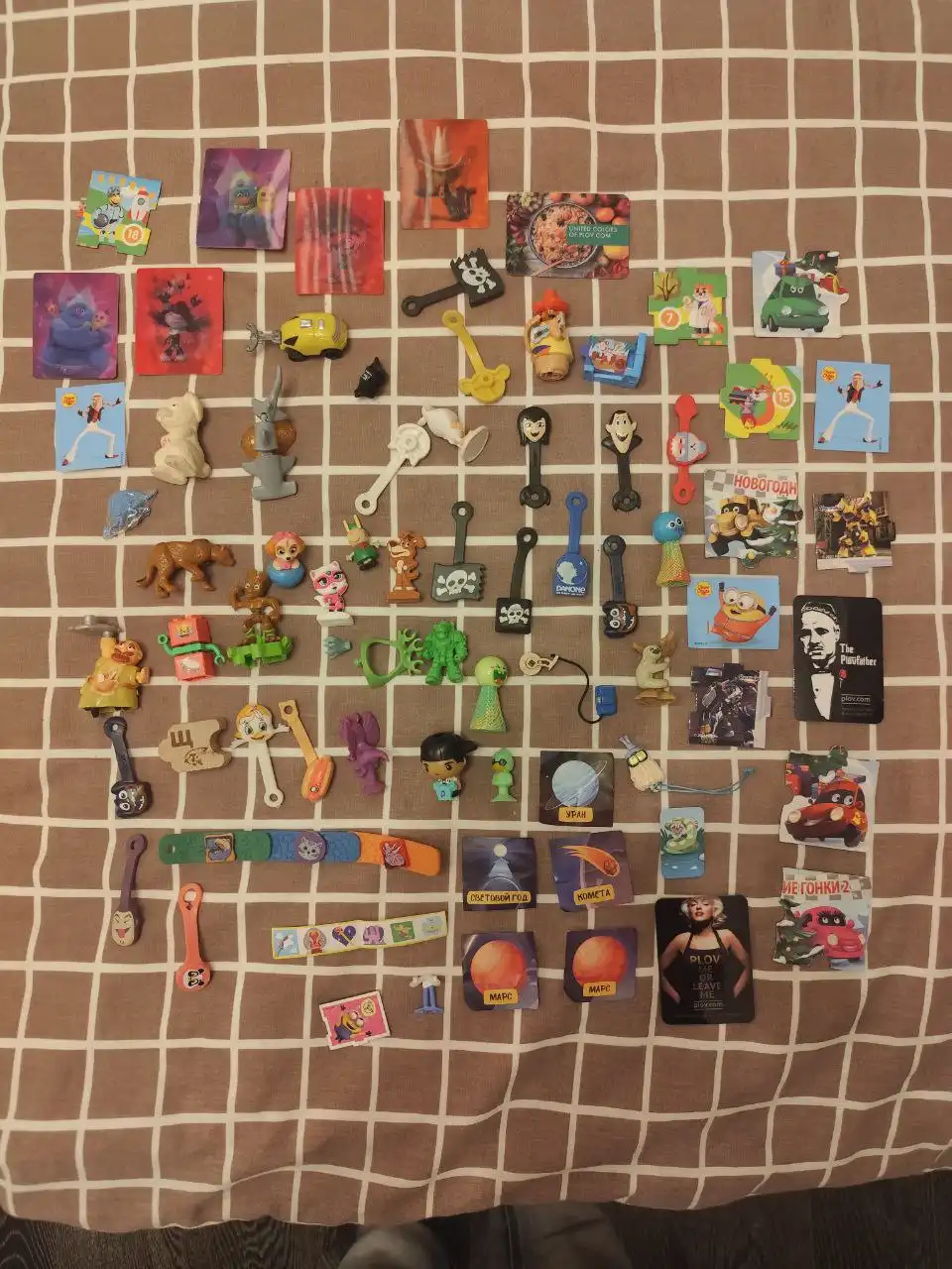 Детские игрушки: Скрепыши, Киндеры, прилипалы, магниты Ростишки