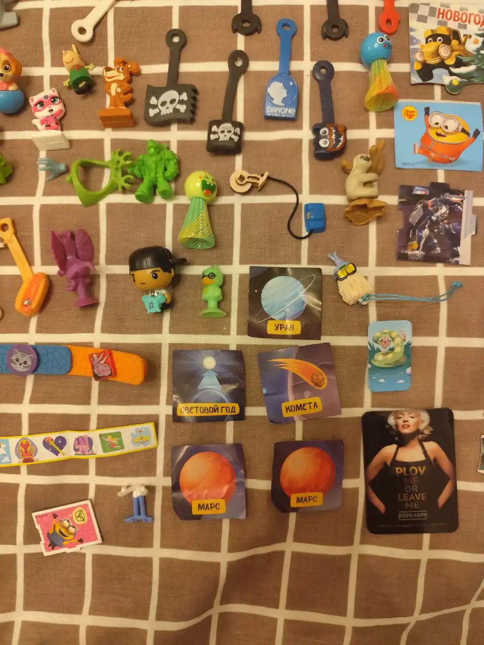 Детские игрушки: Скрепыши, Киндеры, прилипалы, магниты Ростишки