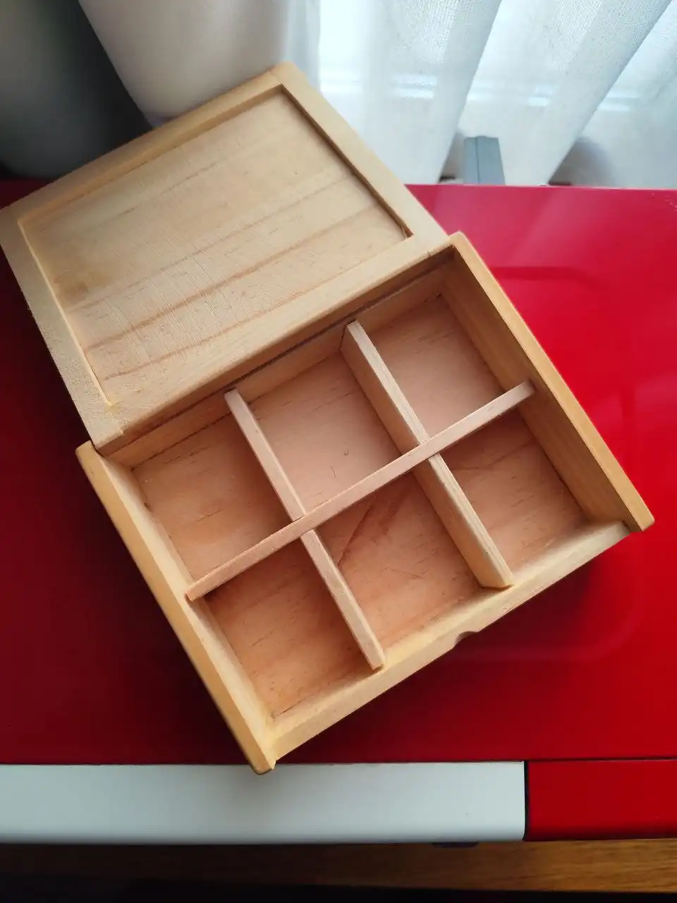 Коробка из-под чая деревянная
