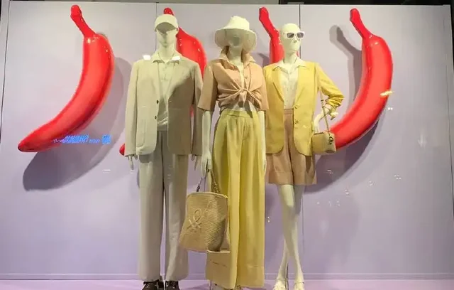 Декоративные пластиковые бананы для витрин - Инструменты в Москва