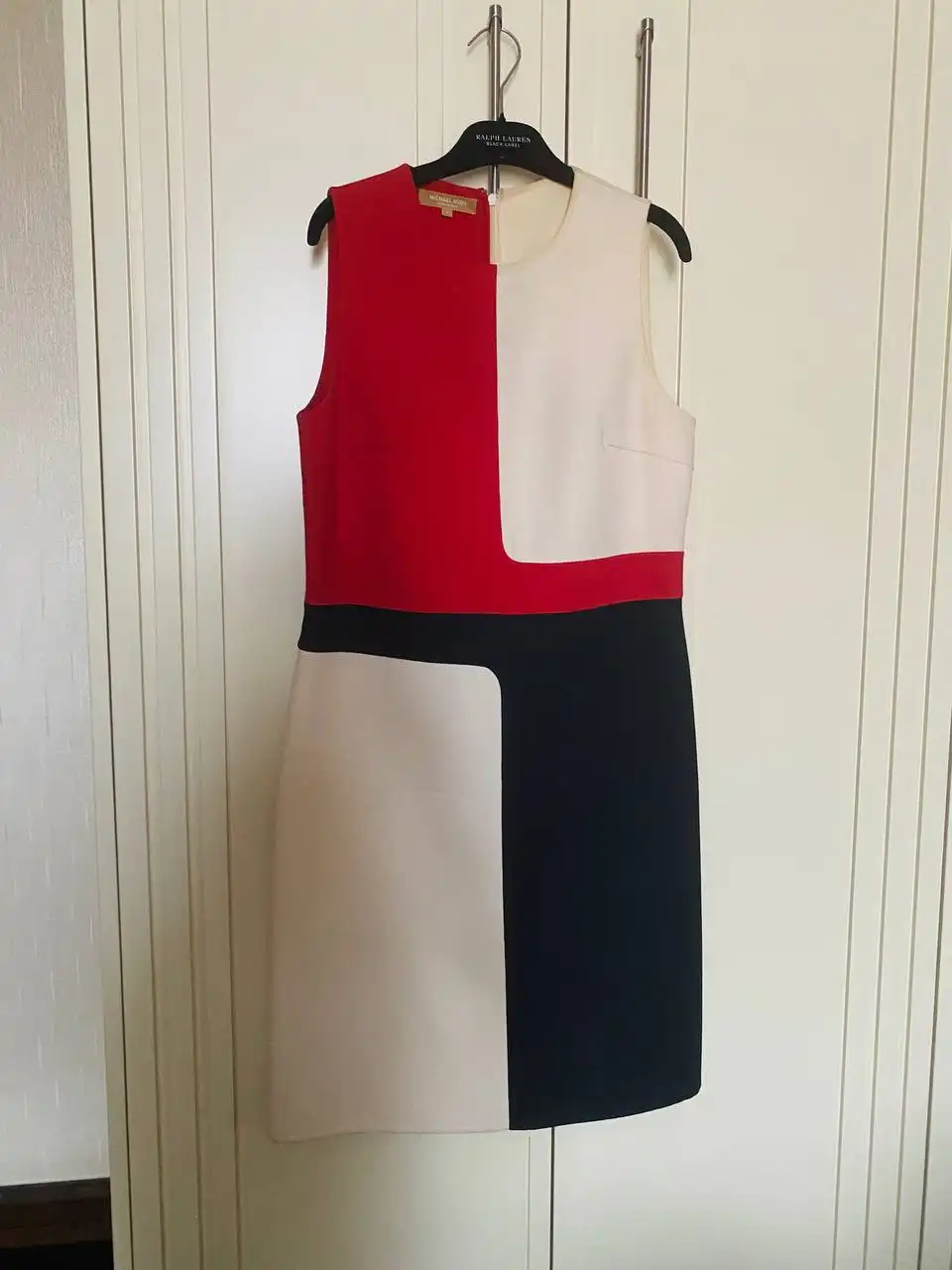 Распродажа личного гардероба