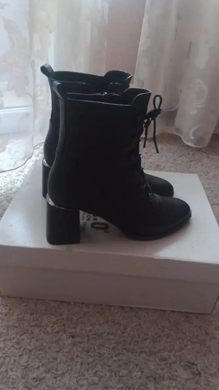 Распродажа кожаной обуви размер 36-37