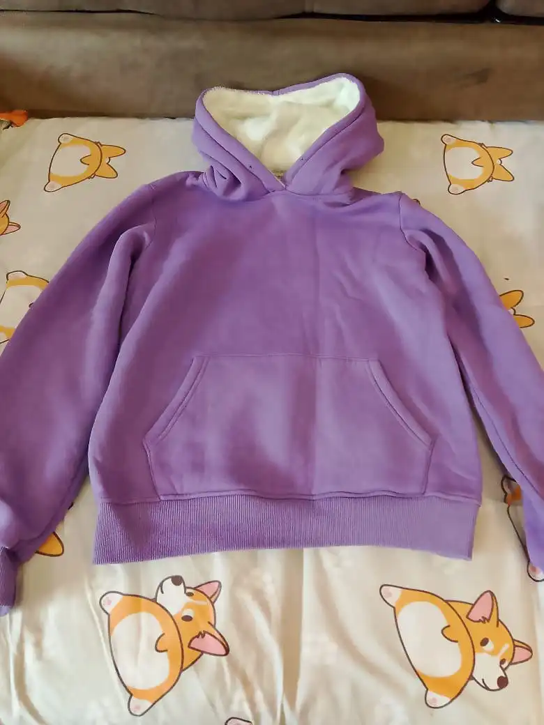 Продажа женской одежды и спортивного костюма