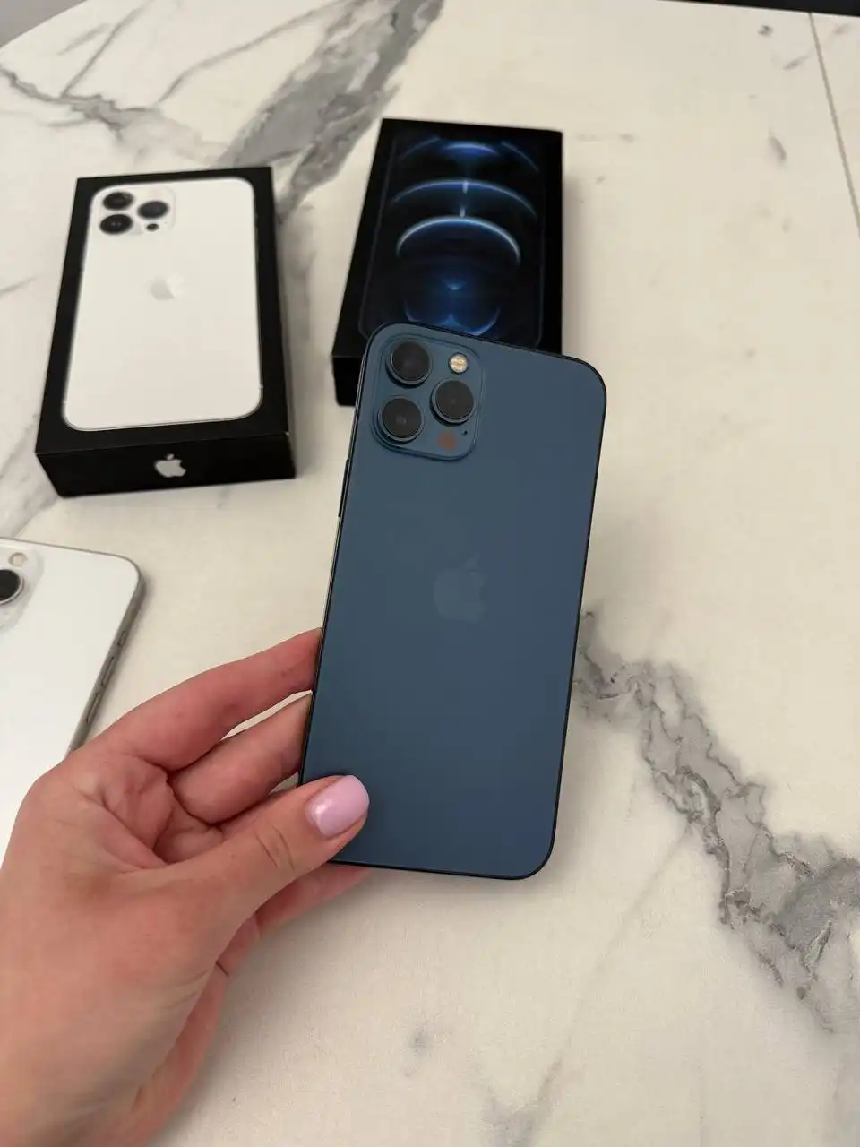 Продажа iPhone 13 Pro Max и 12 Pro Max