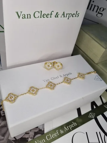 Комплект украшений Van Cleef для подарка - частное объявление в Москва