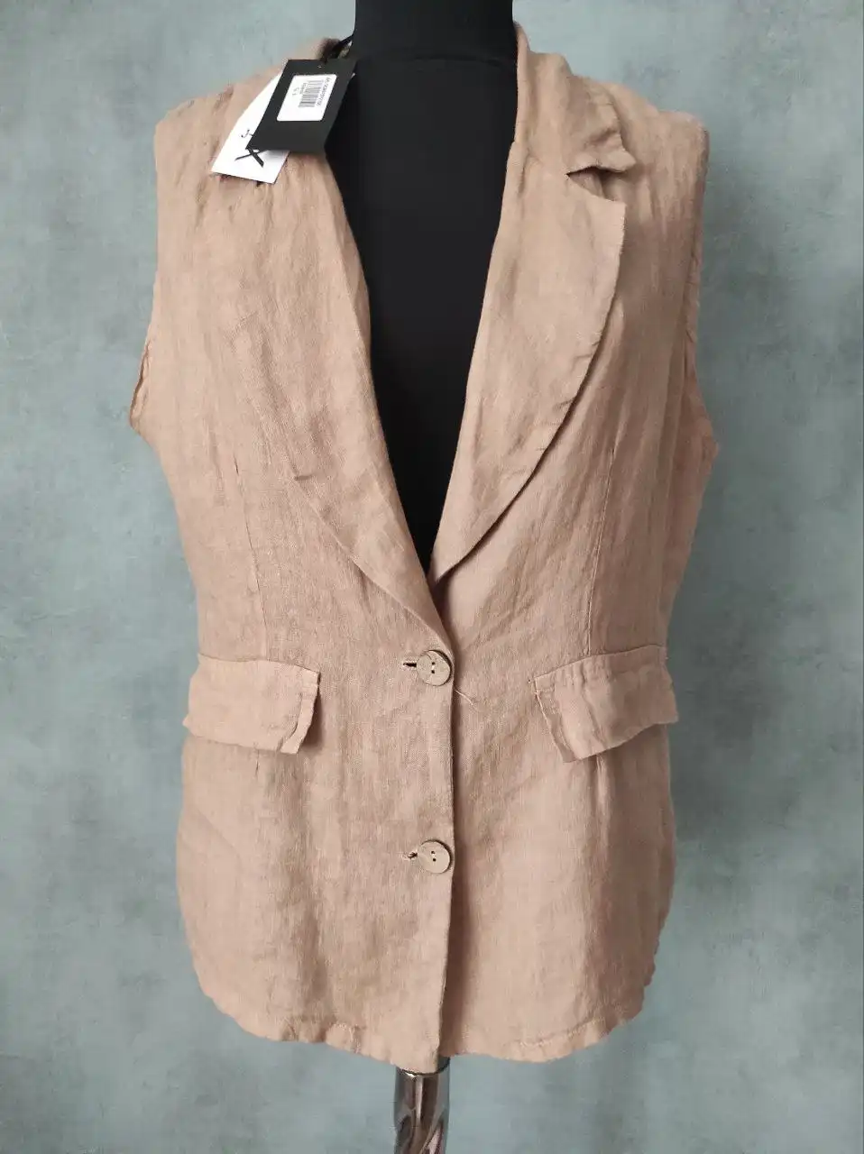 Одежда: жилет, юбка, футболка в Зеленограде - Одежда в Зеленоград