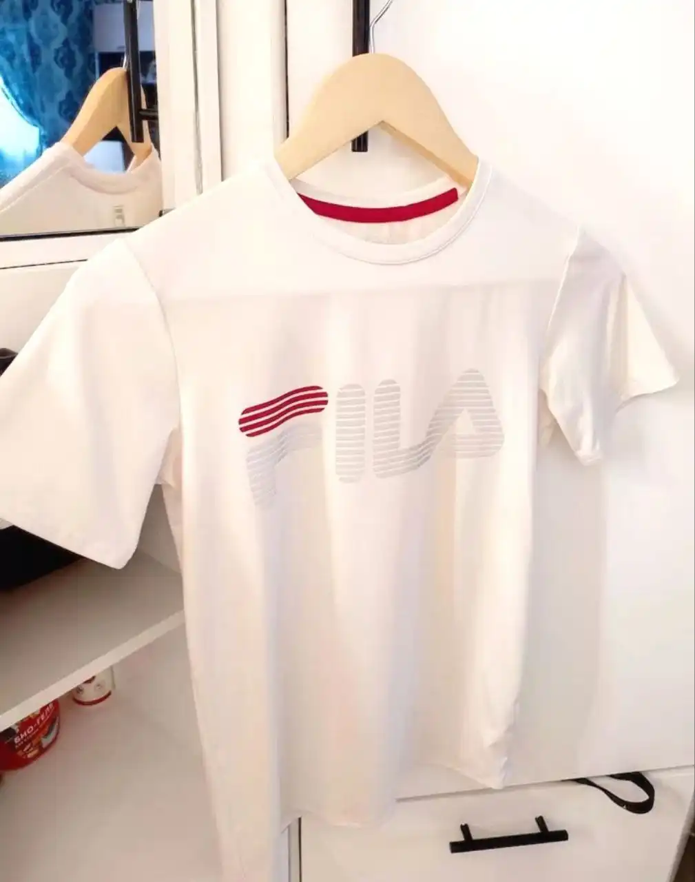 Футболка Fila размер 42 - Футболки (Одежда) в Москва