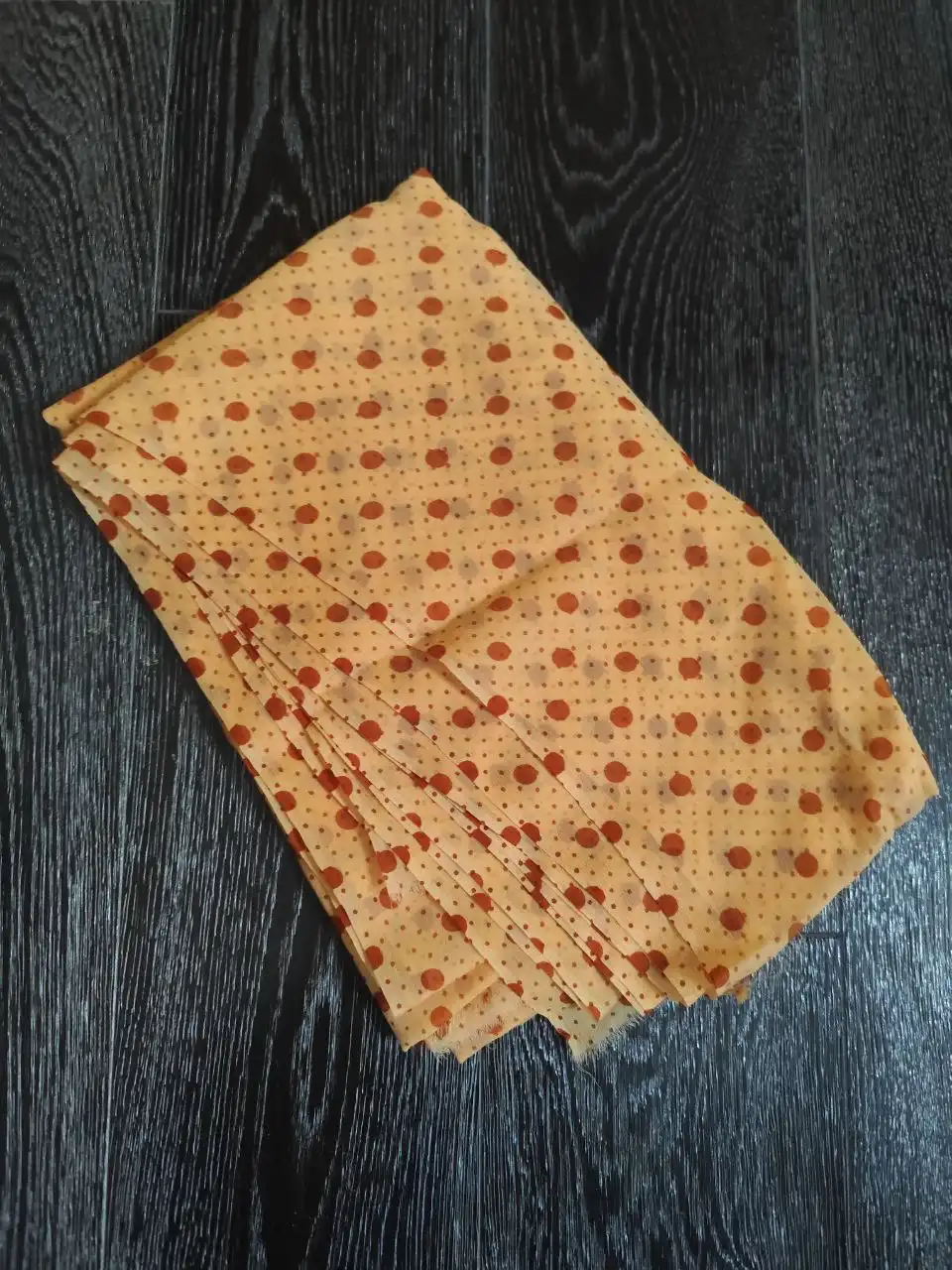 Индийский крепдешин в горох - Барахолка в Москва