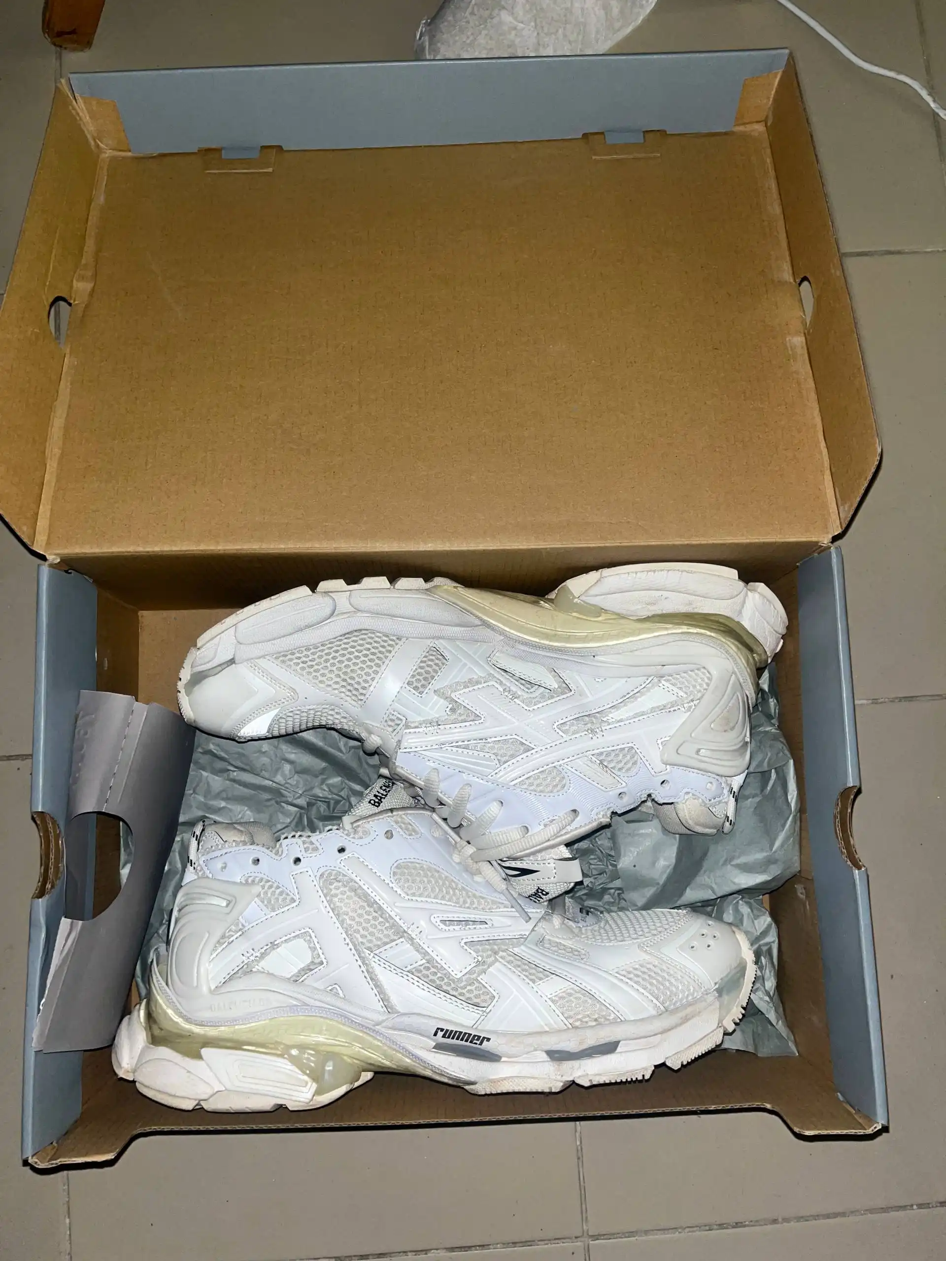 Продажа одежды 44 размера в идеальном состоянии - Одежда в Москва