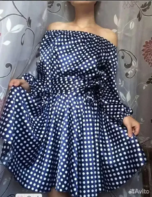 Нарядное платье синего цвета в белый горошек - Одежда в Неизвестно