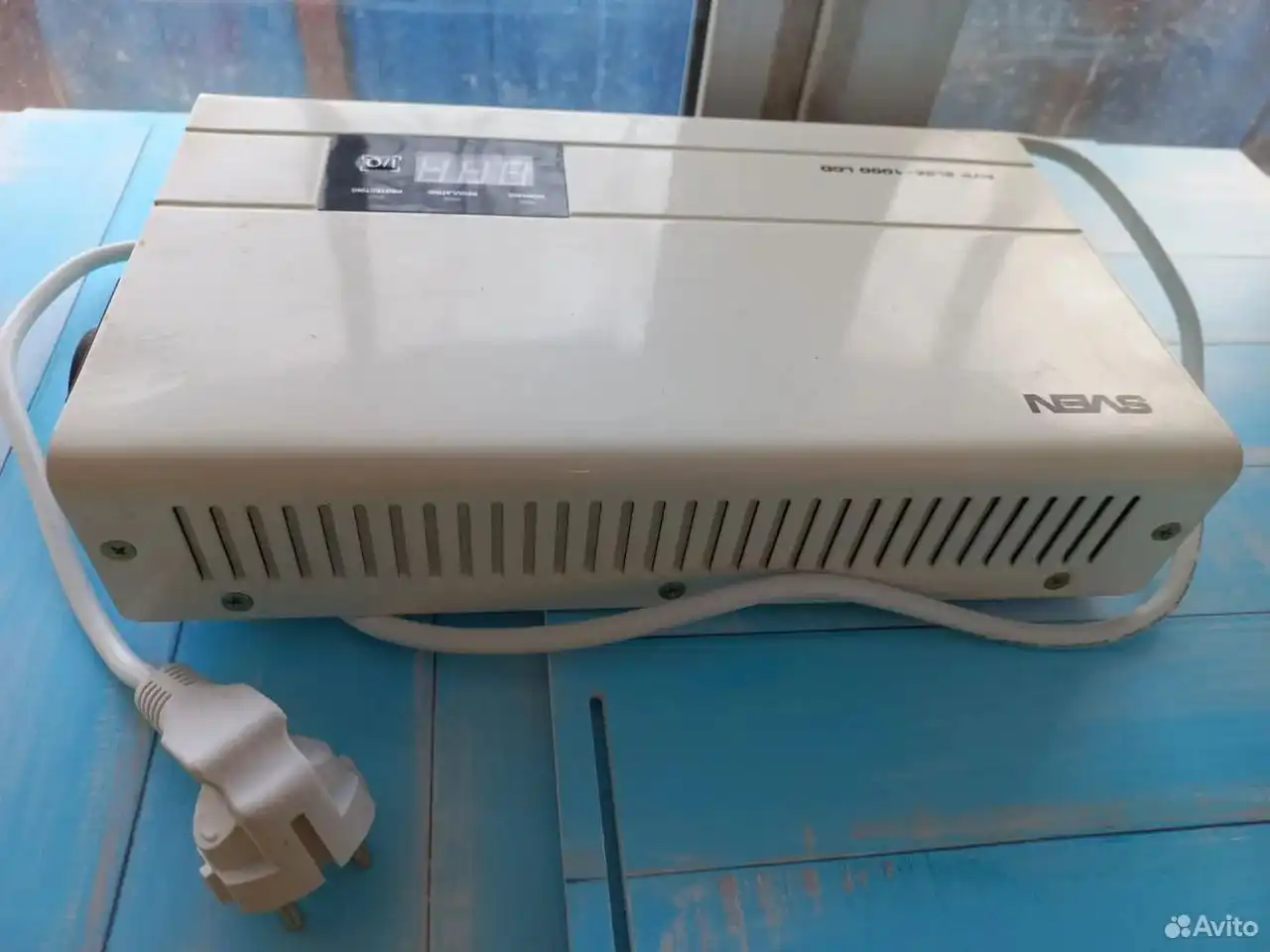 Однофазный стабилизатор напряжения SVEN AVR SLIM-1000 - Стабилизаторы напряжения (Электроника) в Красноуфимск