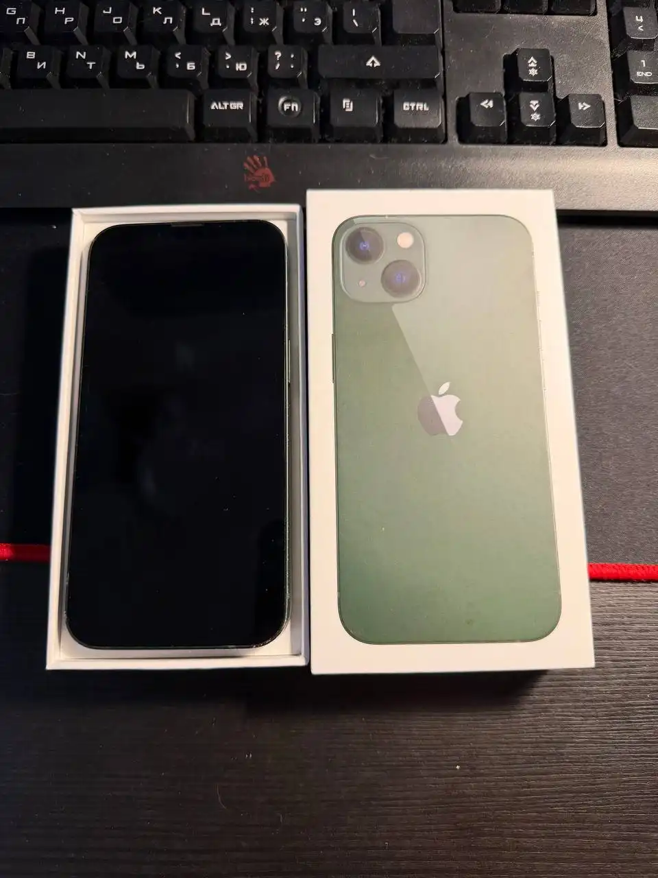 Продажа iPhone 13 зеленого цвета 128 ГБ - Смартфоны (Электроника) в Москва
