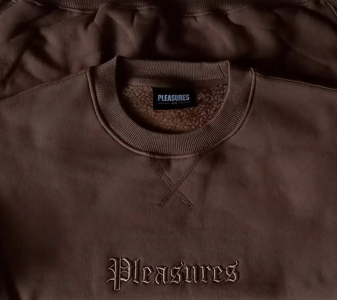 Толстовка Pleasures, размер М, оригинал из Европы - Толстовки (Одежда) в Москва