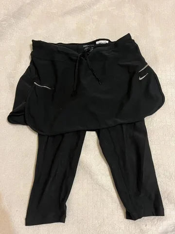 Лосины Nike XS оригинал с юбкой - Спортивная одежда в Москва