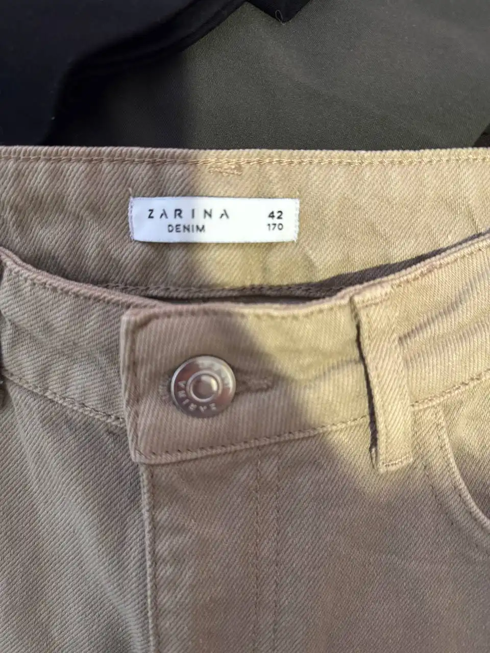 Новая одежда в идеальном состоянии - Одежда в Москва