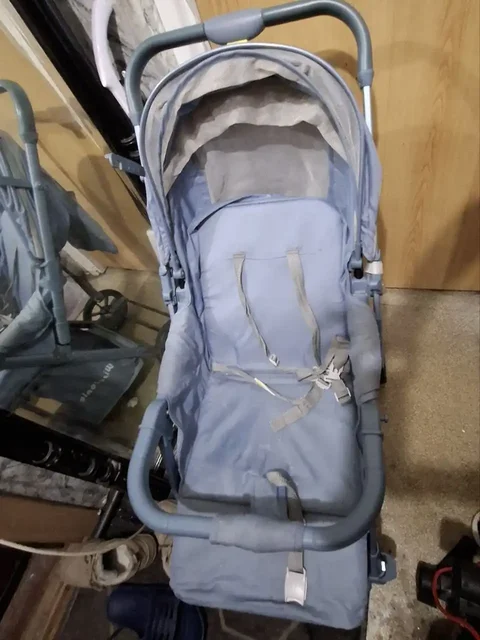 Прогулочная коляска с подарком - Банковские карты в Москва