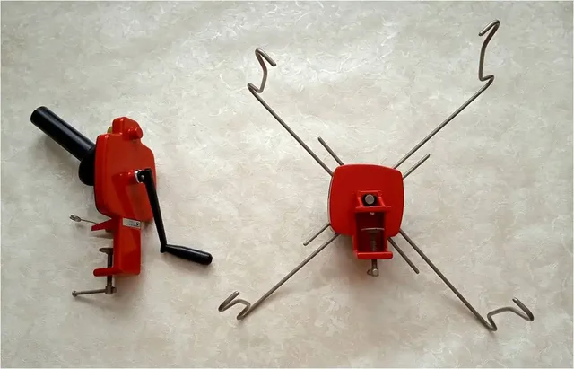 Устройство для перемотки пряжи в клубок - Куклы в Москва