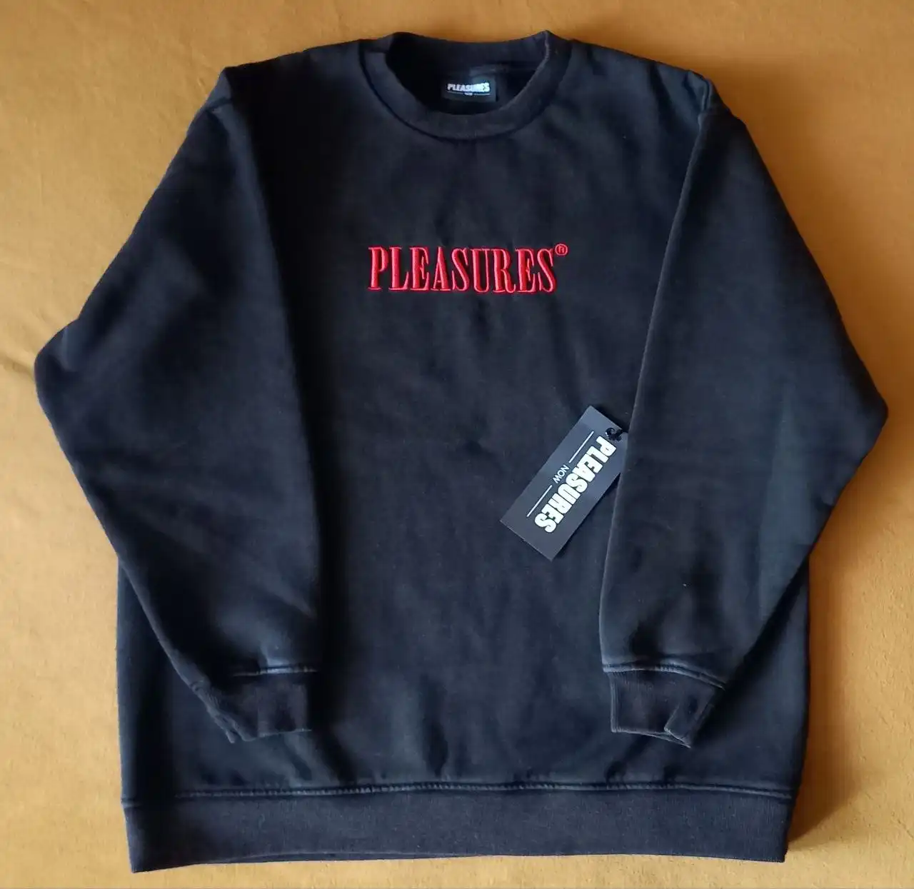 Толстовка бренда Pleasures размер S - Толстовки (Одежда) в Москва