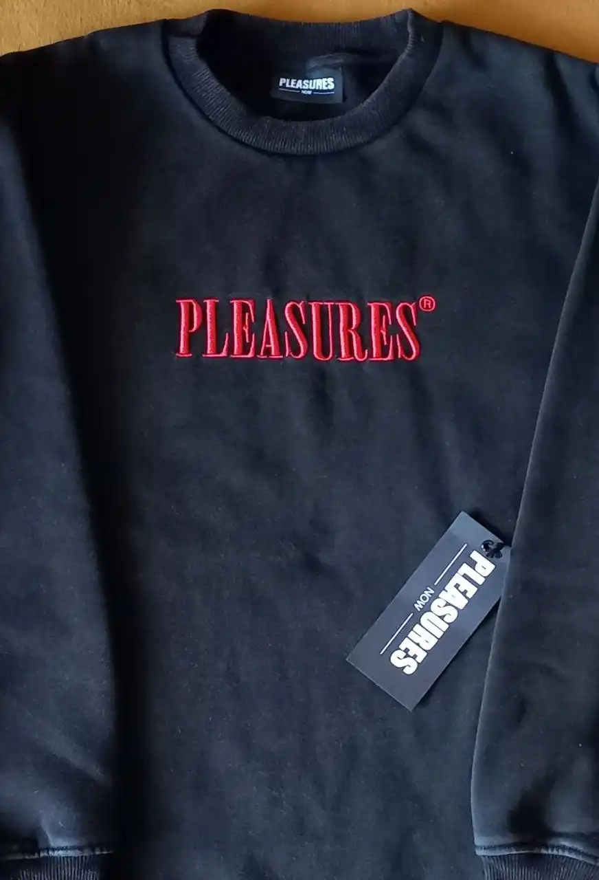 Толстовка бренда Pleasures размер S - Толстовки (Одежда) в Москва