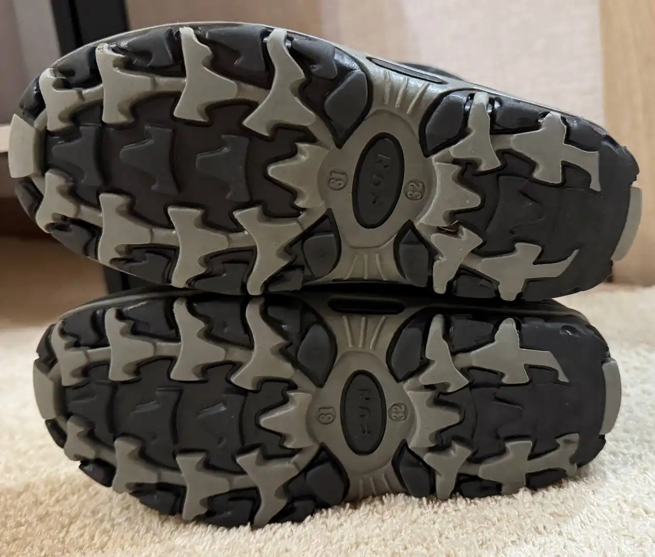 Детские зимние сапоги 31 размера - Обувь (Товары для детей) в Москва