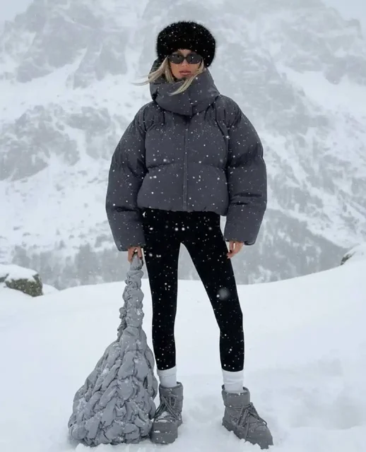 Пуховик AIR, новый размер s/m - Костюмы в Москва