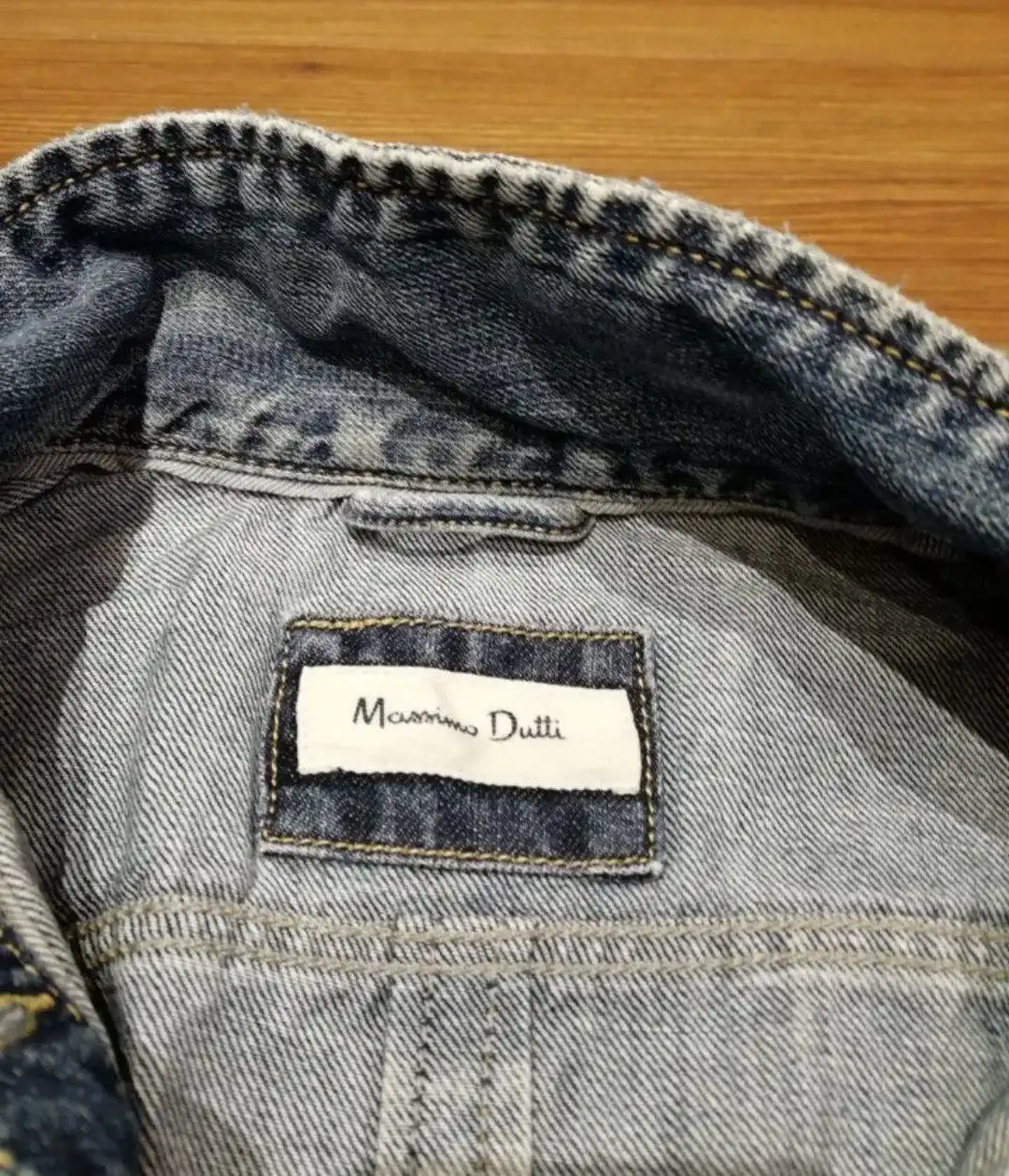 Джинсовая куртка Massimo Dutti размер xs - Верхняя одежда (Одежда) в Москва