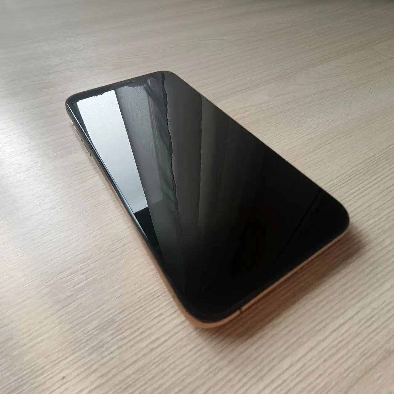 Продам или обменяю iPhone XS - Смартфоны (Электроника) в Москва