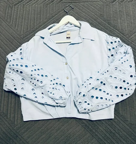 Блузка нежно голубая Reserved - Женская одежда в Москва