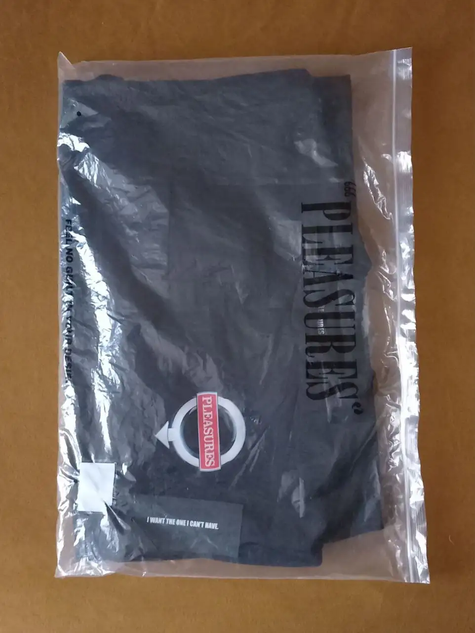 Толстовка Pleasures размер S - Уличная одежда (Одежда) в Москва