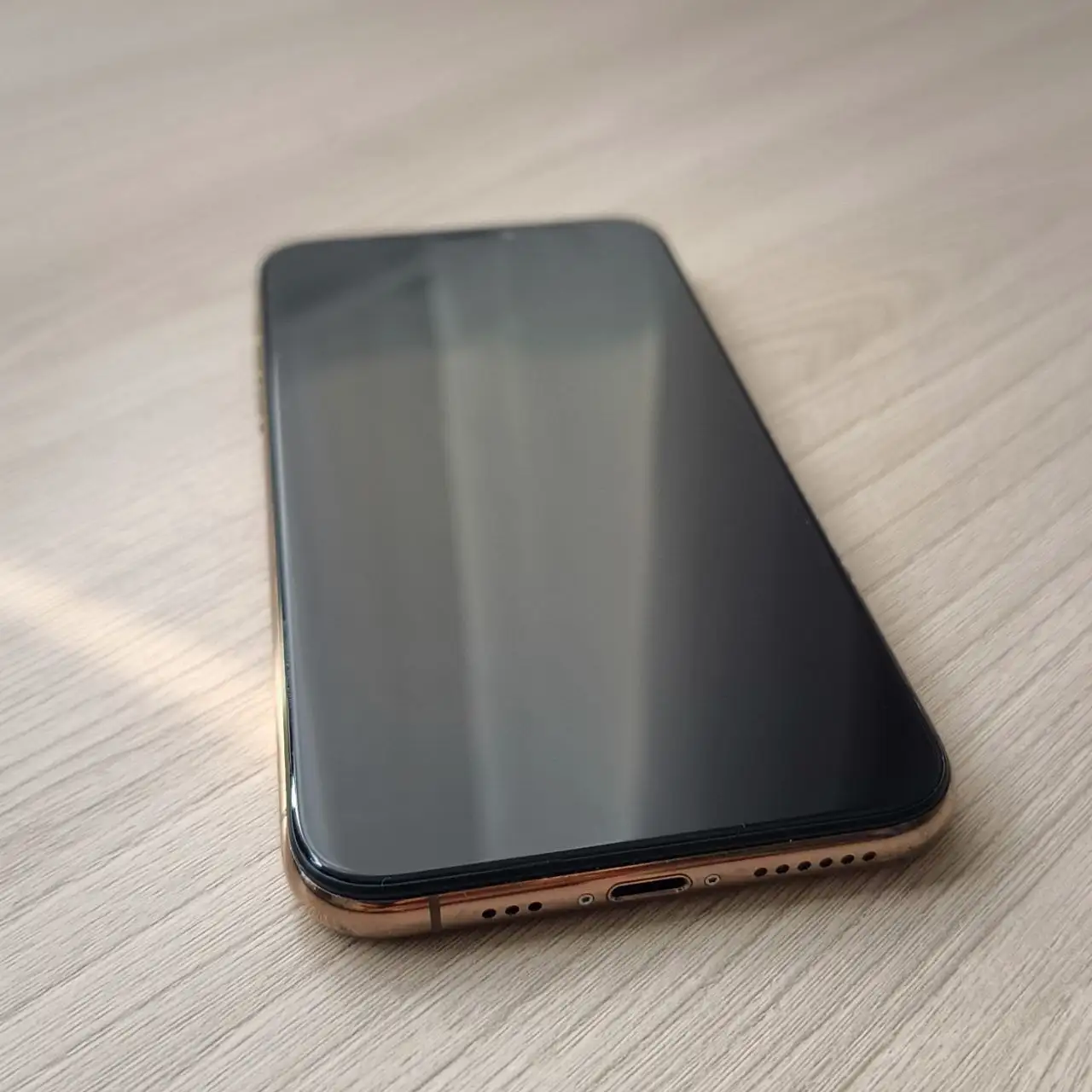 Продам iPhone XS с заменённым экраном - Смартфоны (Электроника) в Видное