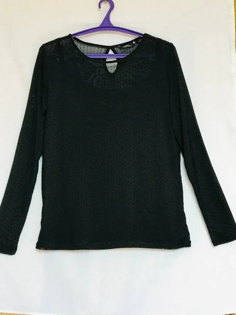 Блузка OSTIN новая с бархатными мушками - Женская одежда в Москва