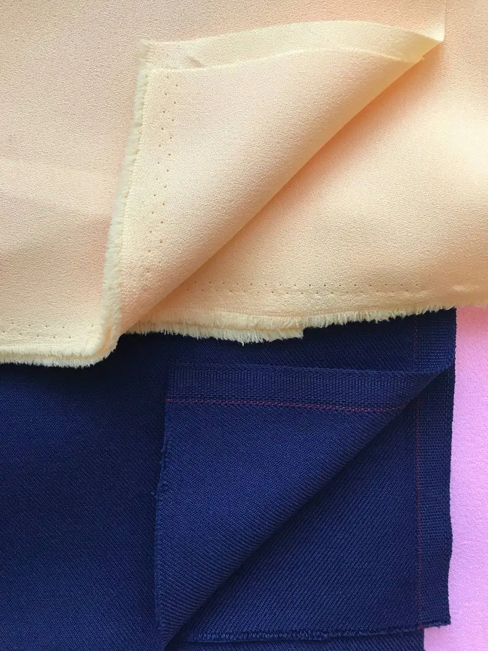 Продажа остатков тканей - Текстиль (Барахолка) в Москва