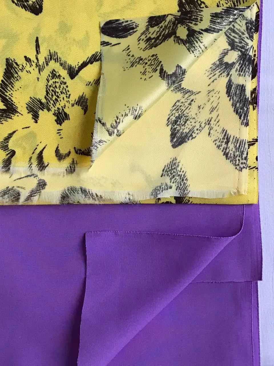 Продажа остатков тканей - Ткани (Барахолка) в Москва