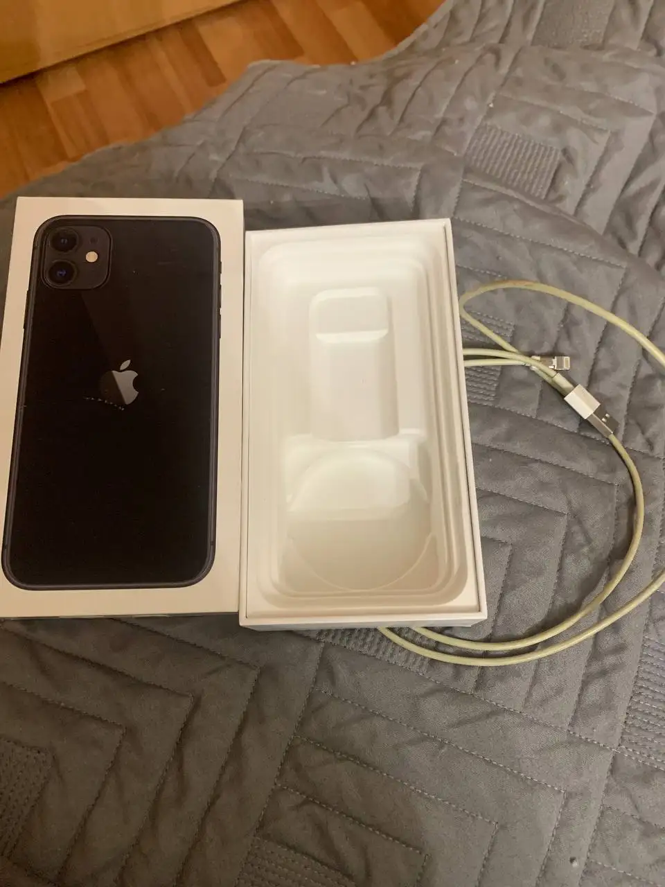 iPhone 11 64GB на запчасти - Смартфоны и телефоны (Электроника) в Москва