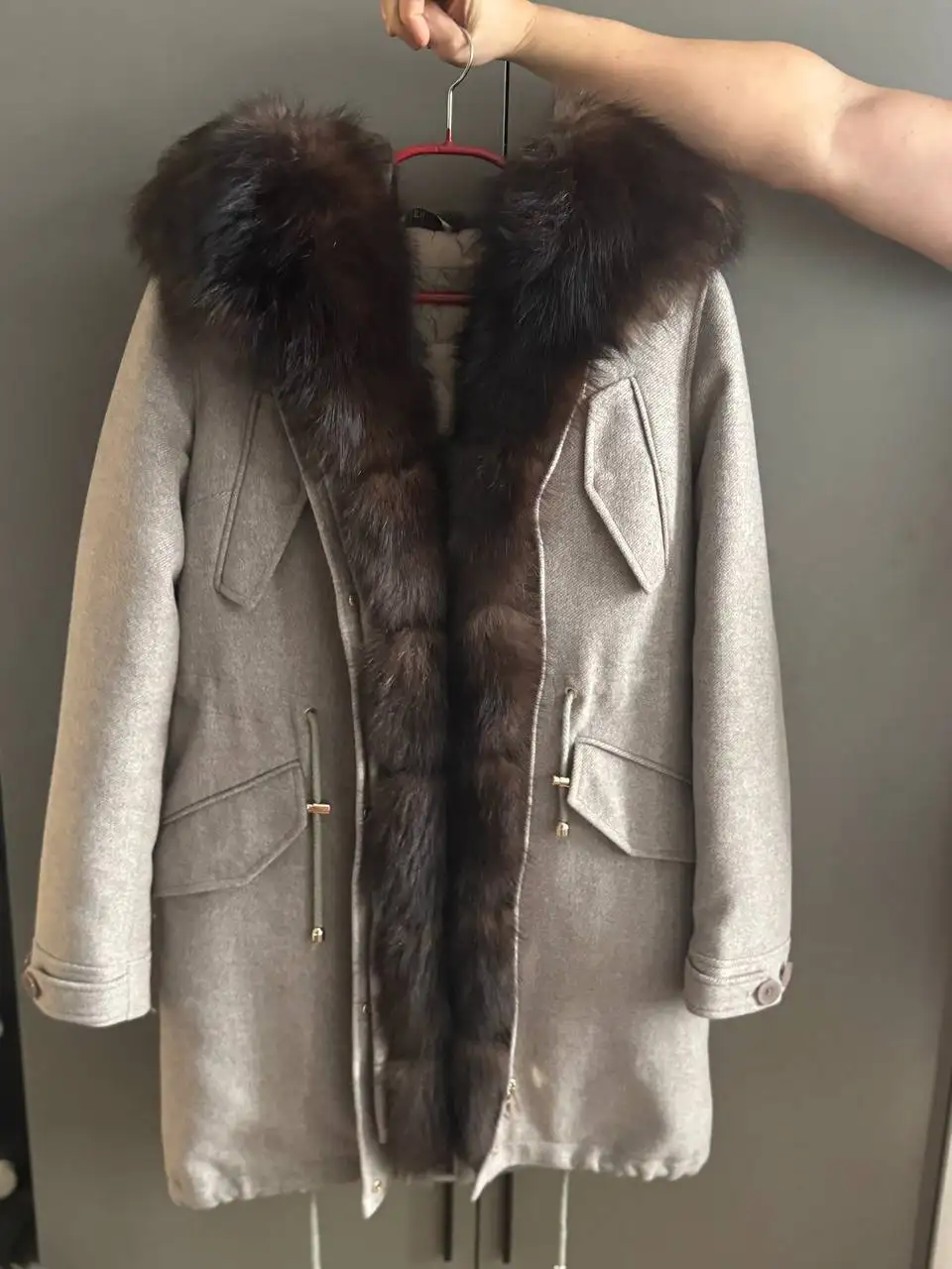 Кашемир, шерсть, натуральный мех, синтепон - Одежда в Москва