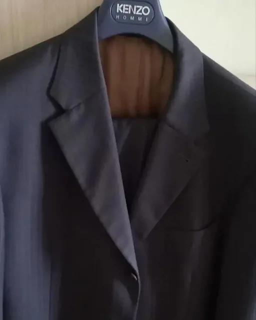 Продам костюм Kenzo размер 56 - Брюки в Москва