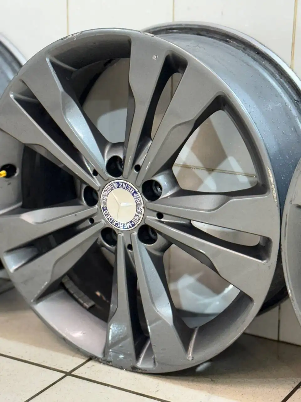 Продажа оригинальных дисков Ronal R18 для Mercedes Benz - Запчасти (Авто) в Москва