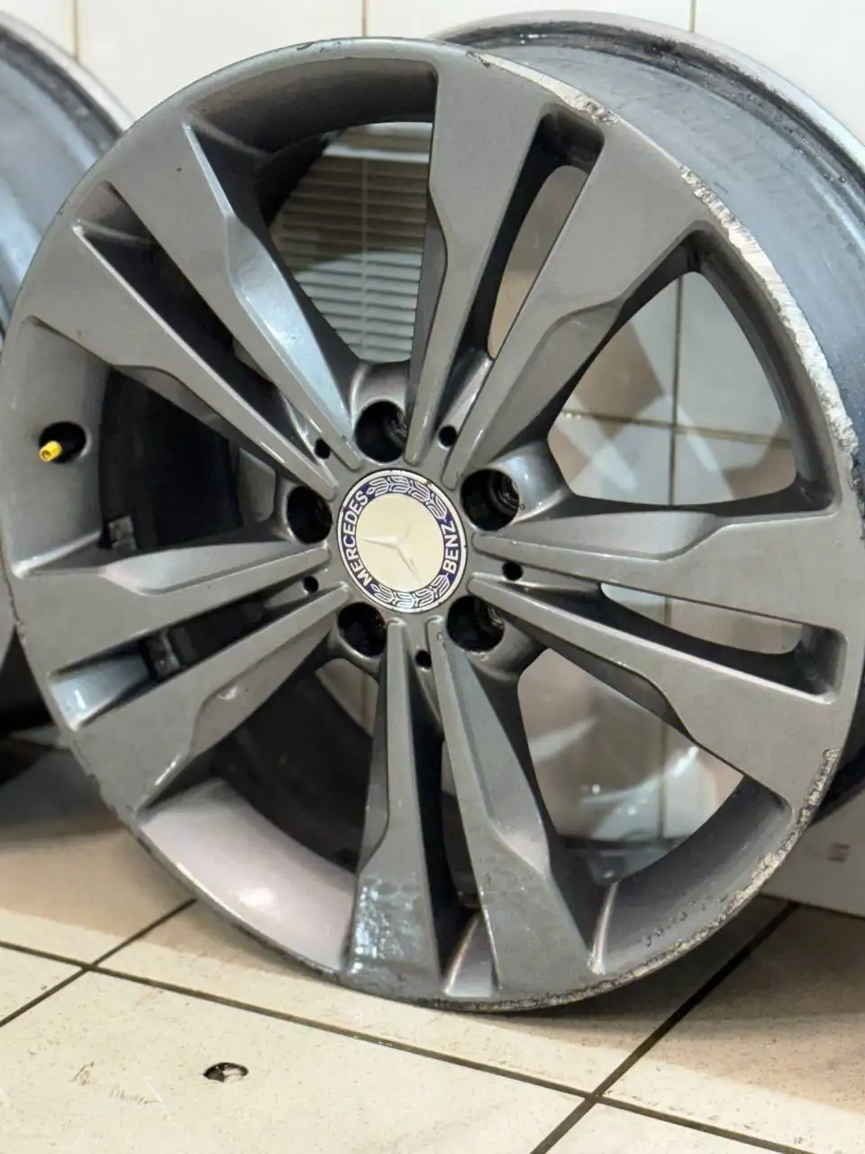 Продажа оригинальных дисков Ronal R18 для Mercedes Benz - Запчасти (Авто) в Москва