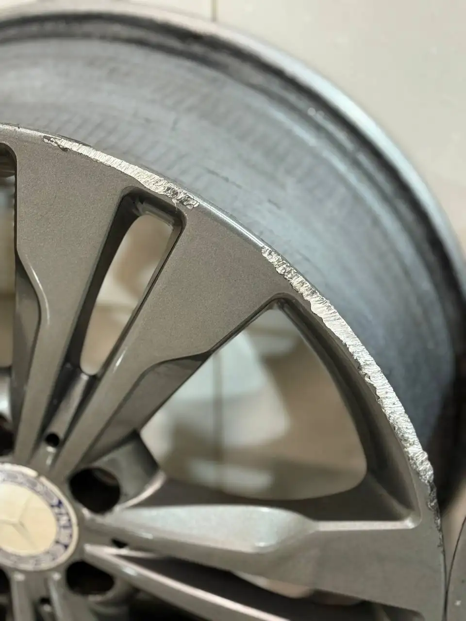 Продажа оригинальных дисков Ronal R18 для Mercedes Benz - Запчасти (Авто) в Москва