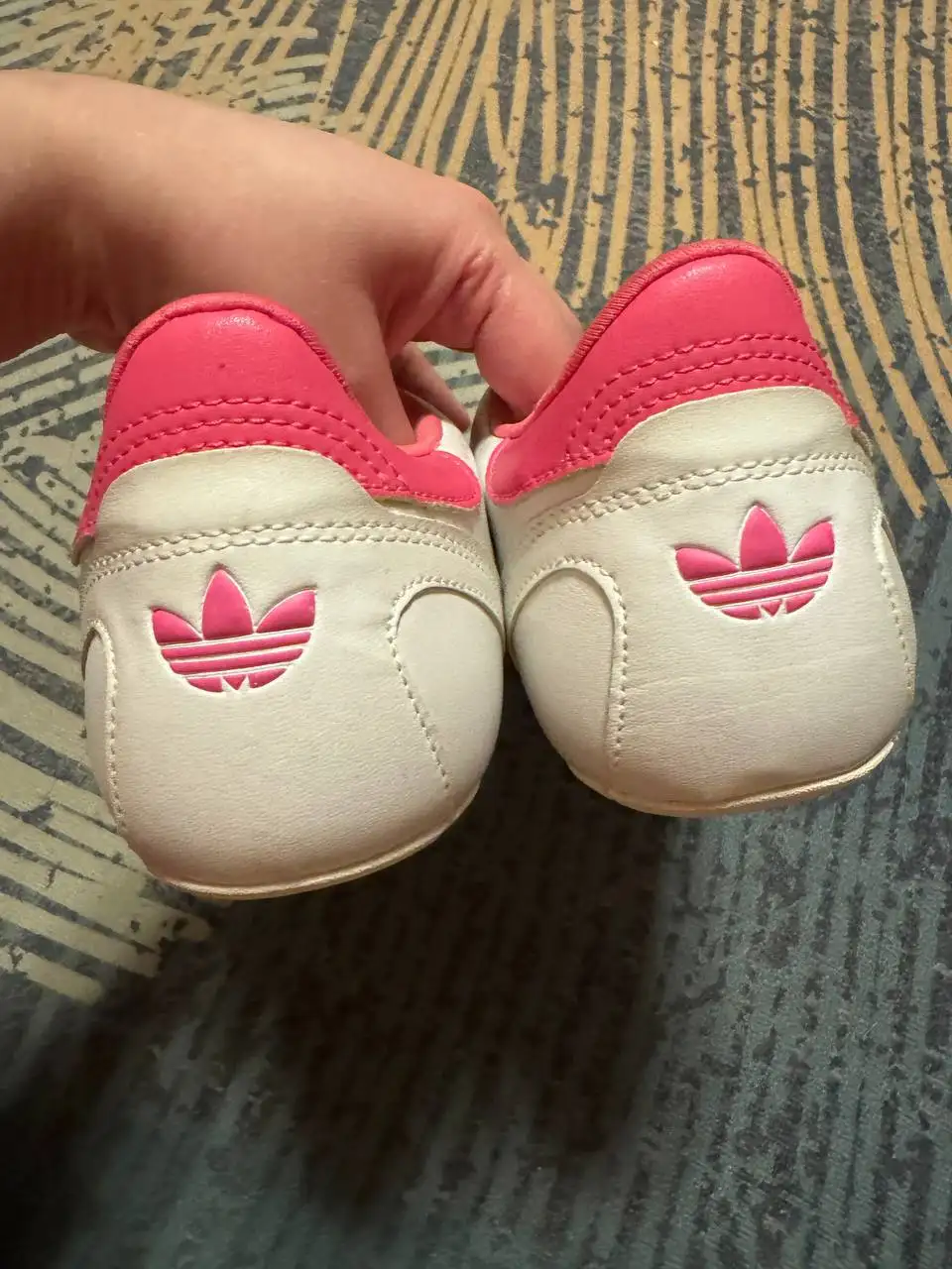 Кроссовки Adidas размер 9 (43,5-44) новые - Обувь (Одежда) в Москва