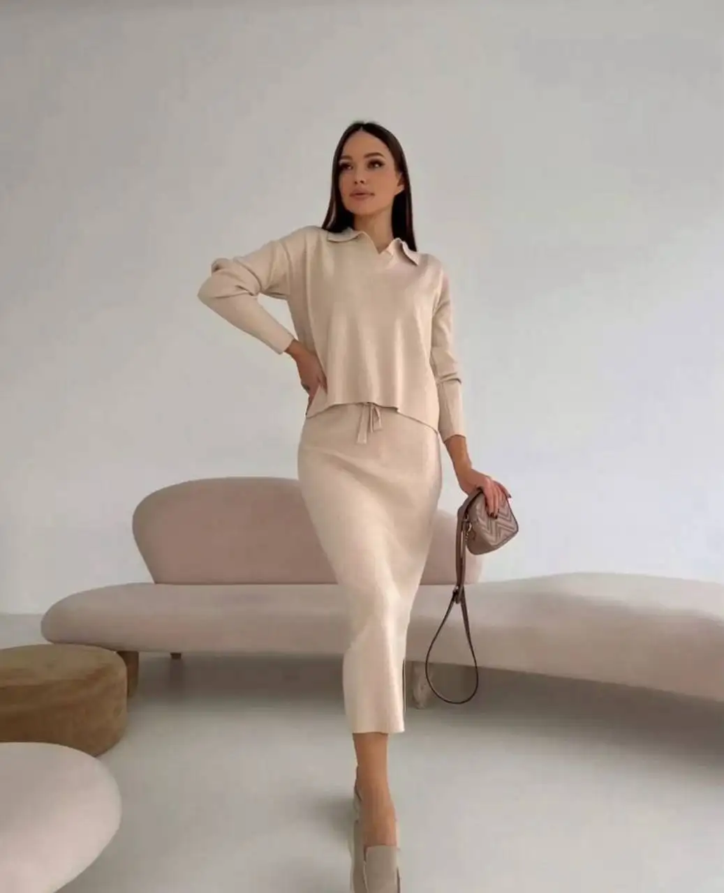 Трикотажный костюм с юбкой размер S - Женская одежда (Одежда) в Москва