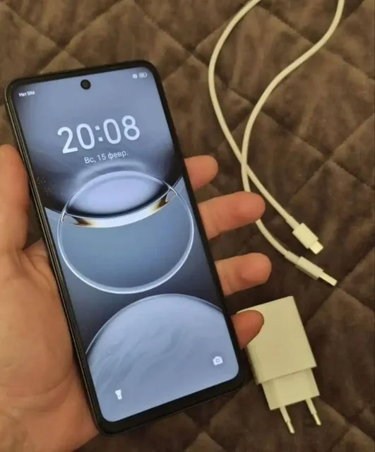 Techno Spark 30 8/256GB в идеальном состоянии с комплектом - Электроника в Москва